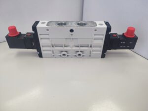 DISTRIBUTEUR PNEUMATIQUE AVENTICS/ EMERSON