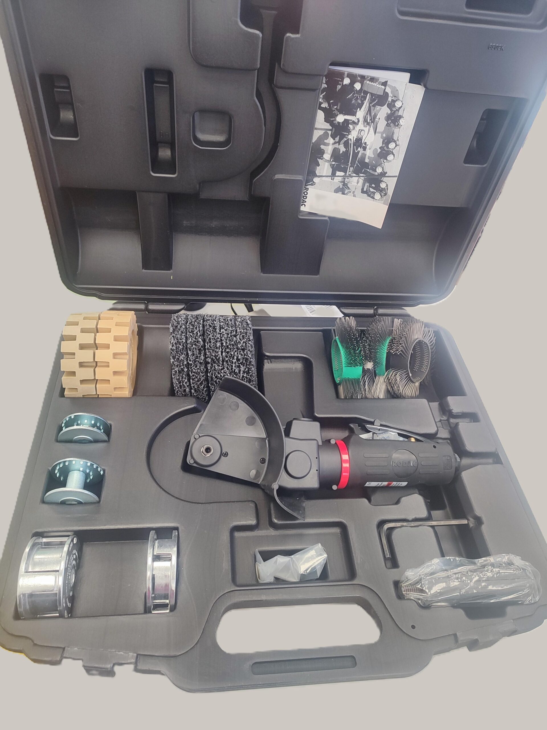 Brosseuse Tangentielle Multi-Fonctions En Coffret SAM Outillage - RC380BC2
