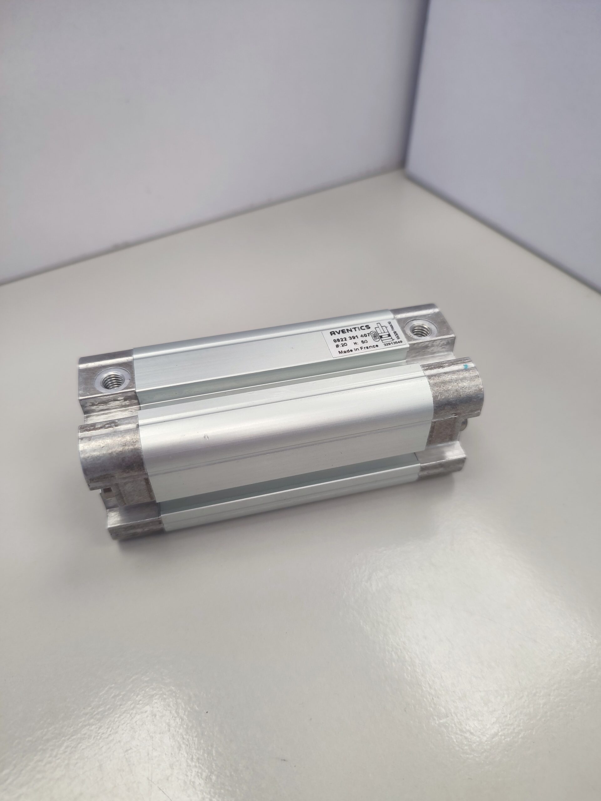 VÉRIN PNEUMATIQUE COMPACT AVENTICS- SERIE KPZ D20 H50 - 0822391407