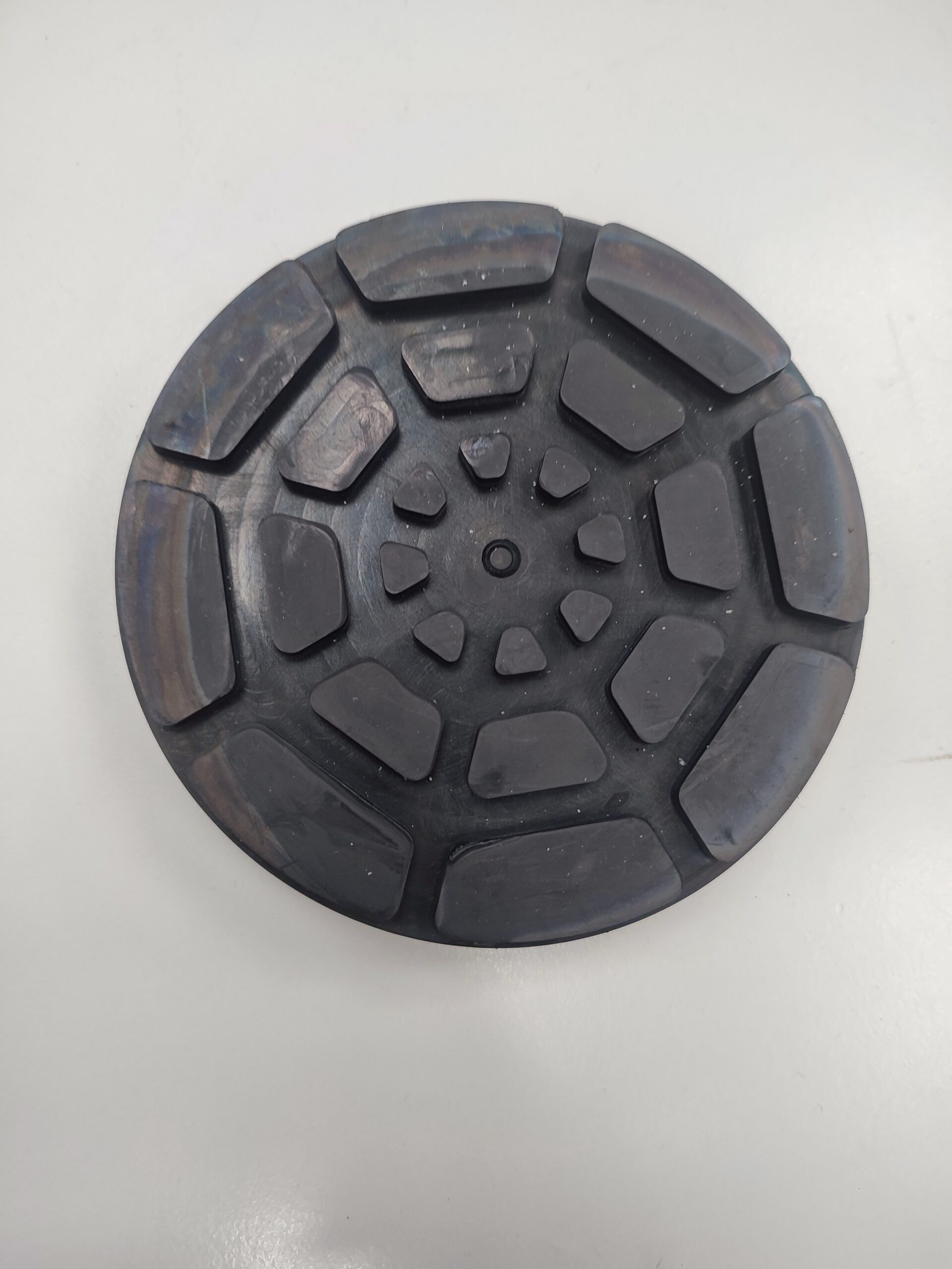 TAMPON CAOUTCHOUC POUR PONT ELEVATEUR CORGHI/HPA/MONDOLFO DIAMETRE 123MM